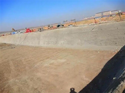 尖扎高铁桩基础建设